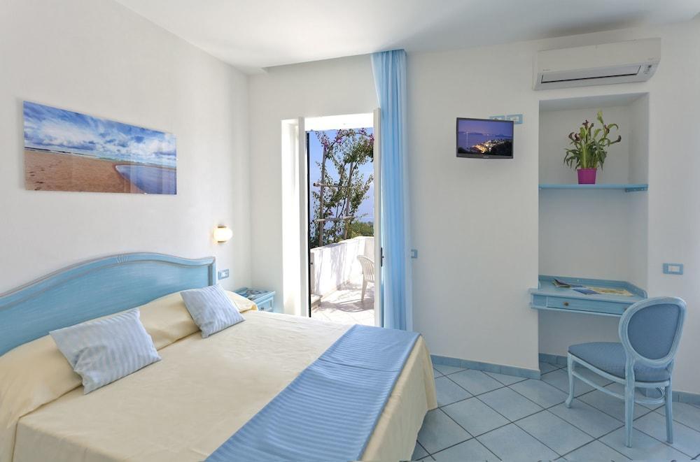 Hotel Villa D'Orta Ischia Extérieur photo