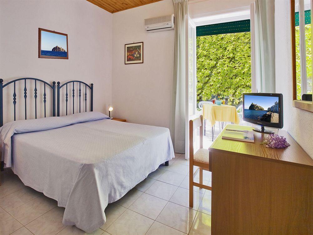Hotel Villa D'Orta Ischia Extérieur photo
